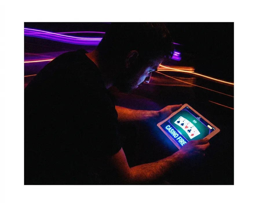 Media poker poa4